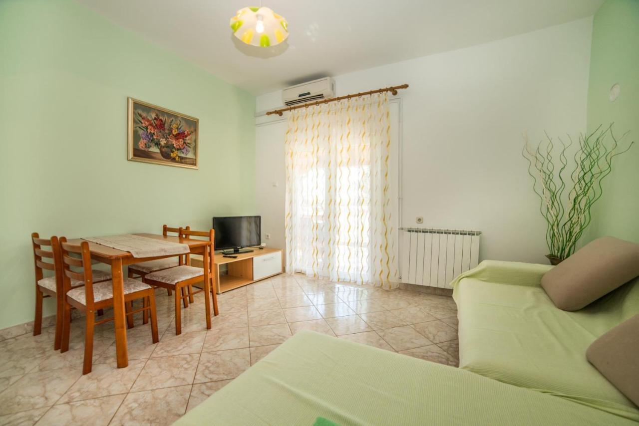 Apartments Durda Fazana Bagian luar foto