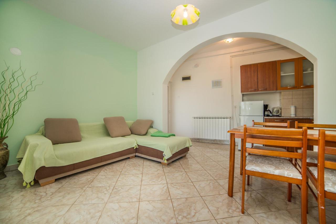 Apartments Durda Fazana Bagian luar foto