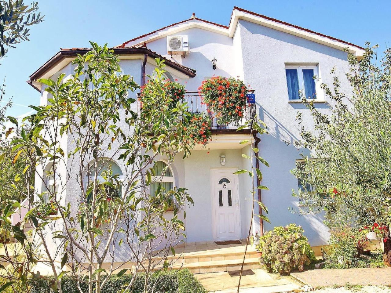 Apartments Durda Fazana Bagian luar foto